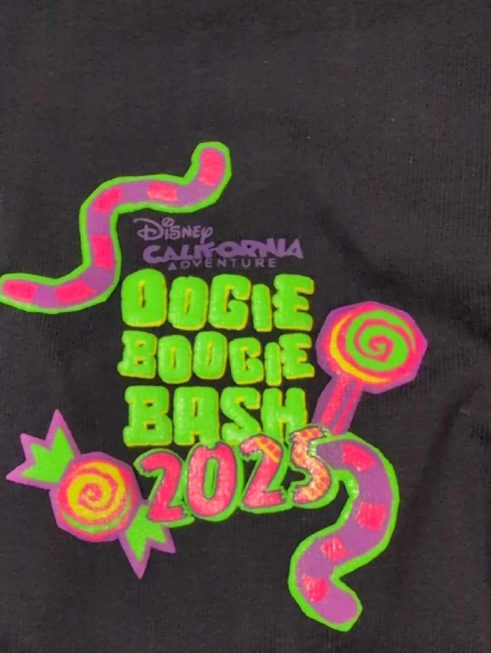 Disneyland California Oogie Boogie Bash 2025 Black Neon-Print Spirit Jersey - Picture 4 of 8